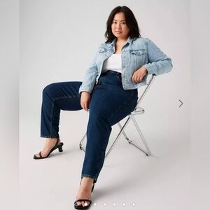 Levi’s 80S MOM WOMEN'S JEANS (PLUS SIZE) 24W